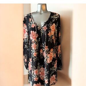 💟Billabong Black and Coral Floral Shift Dress